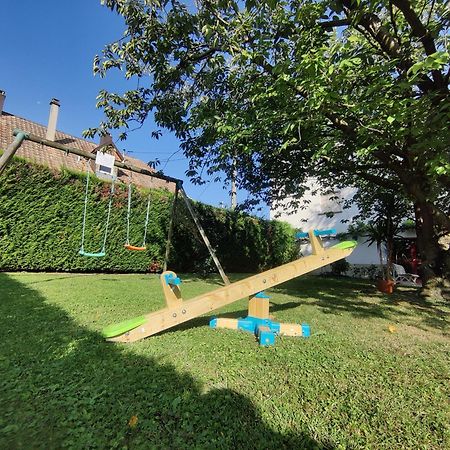 Hotel La Clef Des Champs - Proche Colmar Biesheim Zewnętrze zdjęcie